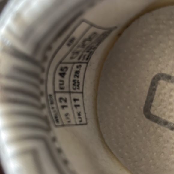 HeyDude Shoes - Picture 4 of 4